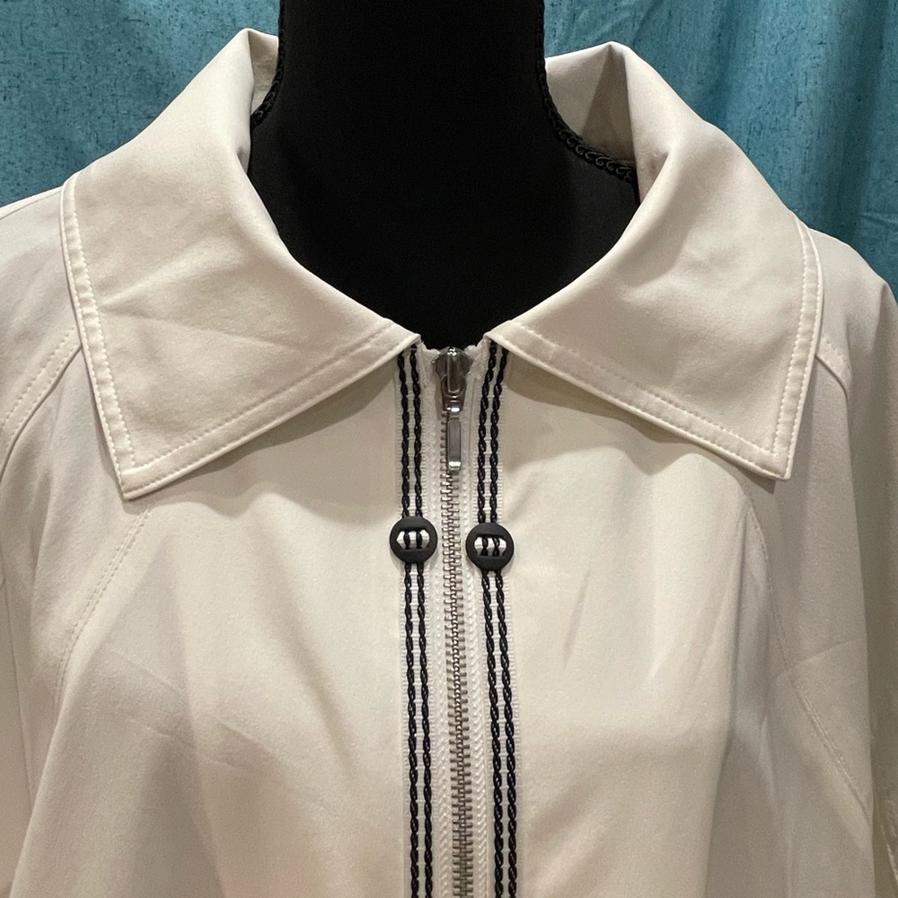 Chico’s Short Black And White Jacket